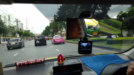 Taxifahren-In-Bangkok-Während-Der-Hauptverkehrszeit-Kann-Eine-Schreckliche-Erfahrung-Sein