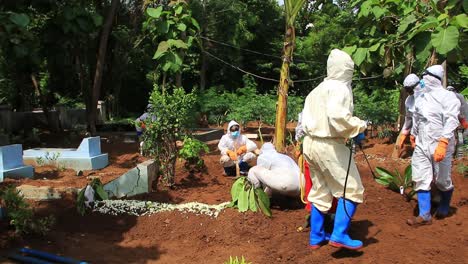 El-Proceso-Funerario-De-Un-Cadáver-Infectado-Con-El-Virus-Corona-Con-El-Protocolo-Covid-19