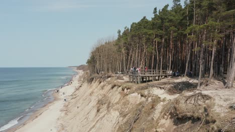 AERIAL:-Flying-Away-From-Dutchman's-Cap-Viewpoint-with-Tourists-and-People-Enjoying-Sunny-Day