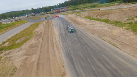 Drei-Driftautos-Auf-Borås-Driftstrecke