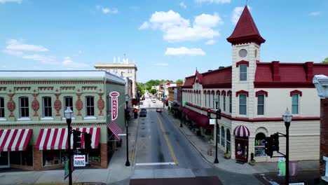 Hermosa-Newberry-Sc,-Newberry-Carolina-Del-Sur,-Ciudad-Natal-De-América