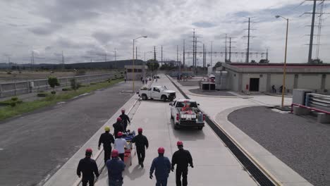 Práctica-De-Emergencia-Química,-Con-Equipo-De-Protección-Encapsulado