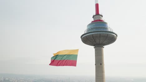 Antena:-Torre-De-Televisión-De-Vilnius-El-Día-Del-Restablecimiento-Del-Estado-De-Lituania