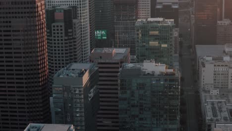 Cityscape-at-sunrise-in-downtown-Los-Angeles