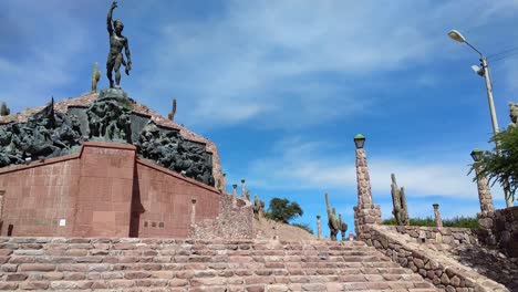 Heroes-of-the-Independence-Monument-by-Ernesto-Soto-Avendaño-in-Humahuaca,-Argentina