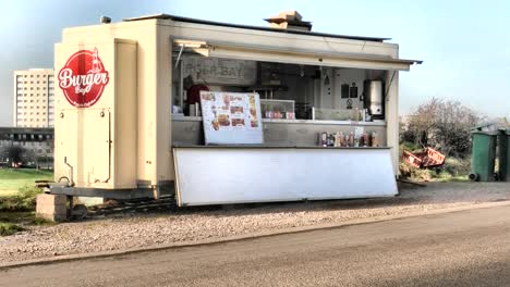 Burger-Van-Nigg-Bay-Aberdeen-Schottland-Mittlere-Aufnahme