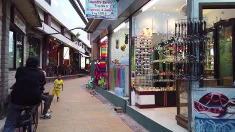 The-streets-of-Phi-Phi-island-in-evening