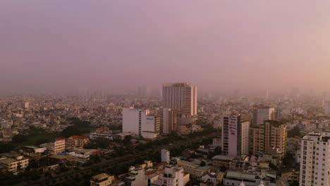 Octava-Parte-Amanecer-Urbano-Aéreo-En-El-Mar-De-Asia-Con-Un-Nivel-Extremo-De-Contaminación-Del-Aire