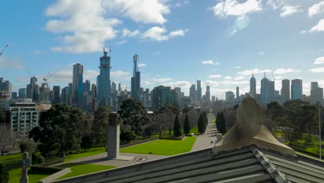 Schrein-Der-Erinnerung,-Melbourne-Anzac-Day,-Anzac-Parade