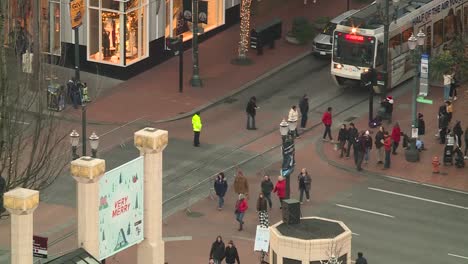 Vogelperspektive-Downtown-Portland-Mit-Max-Train