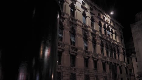 Night-view-of-the-Palazzo-Labia,-baroque-palace-in-Venice,-Italy