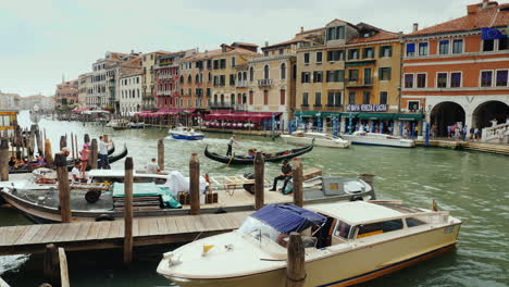 Ships-Ferries-And-Gondolas-on-Venice-Grand-Canal