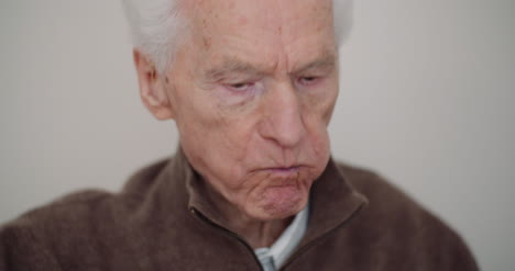 Retirement-Senior-Man-Eating-Sandwitch-1