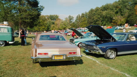 Car-Driving-Through-Classic-Car-Exhibition