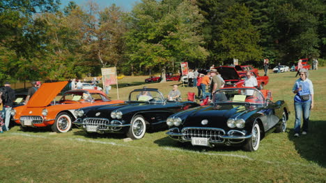 Autos-Auf-Der-Open-Air-Autoshow