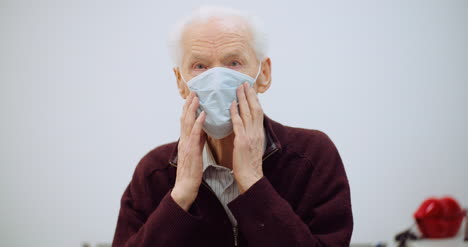 Old-Man-Wearing-Mask-Against-Coronavirus-3