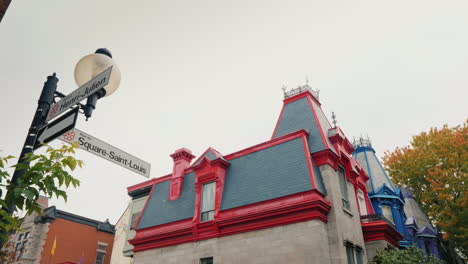 Farbenfrohe-Viktorianische-Häuser-In-Square-Saint-Louis---Montreal-Quebec-Kanada-Schöne-Mehrfarbige-Roo