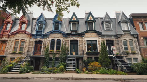 A-Street-With-Old-Victorian-Houses-In-Montreal-Canada