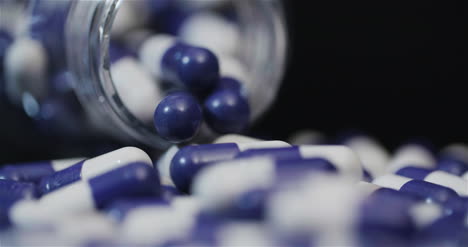 Tabletas-Y-Píldoras-Médicas-Que-Rotan-La-Industria-Farmacéutica-18