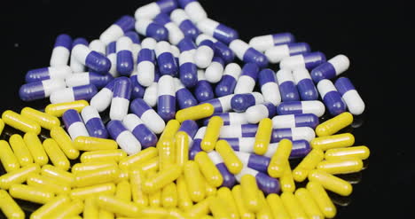 Medizinische-Tabletten-Und-Pillen-Rotierende-Pharmazeutische-Industrie-9