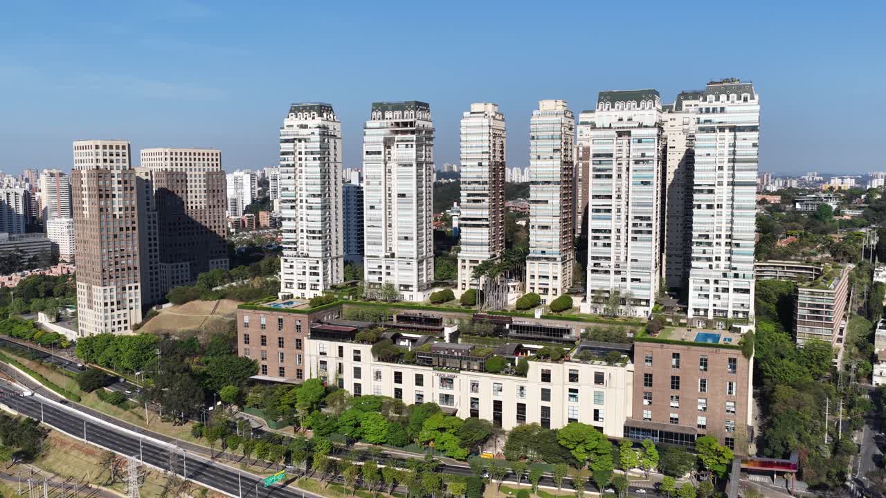 Cidade Jardim Shopping At Sao Paulo In Brazil. Residential Towers Landscape. Downtown City Scenery. Highrise Buildings. Cidade Jardim Shopping