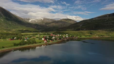 luftaufnahmen der wunderschönen natur norwegen