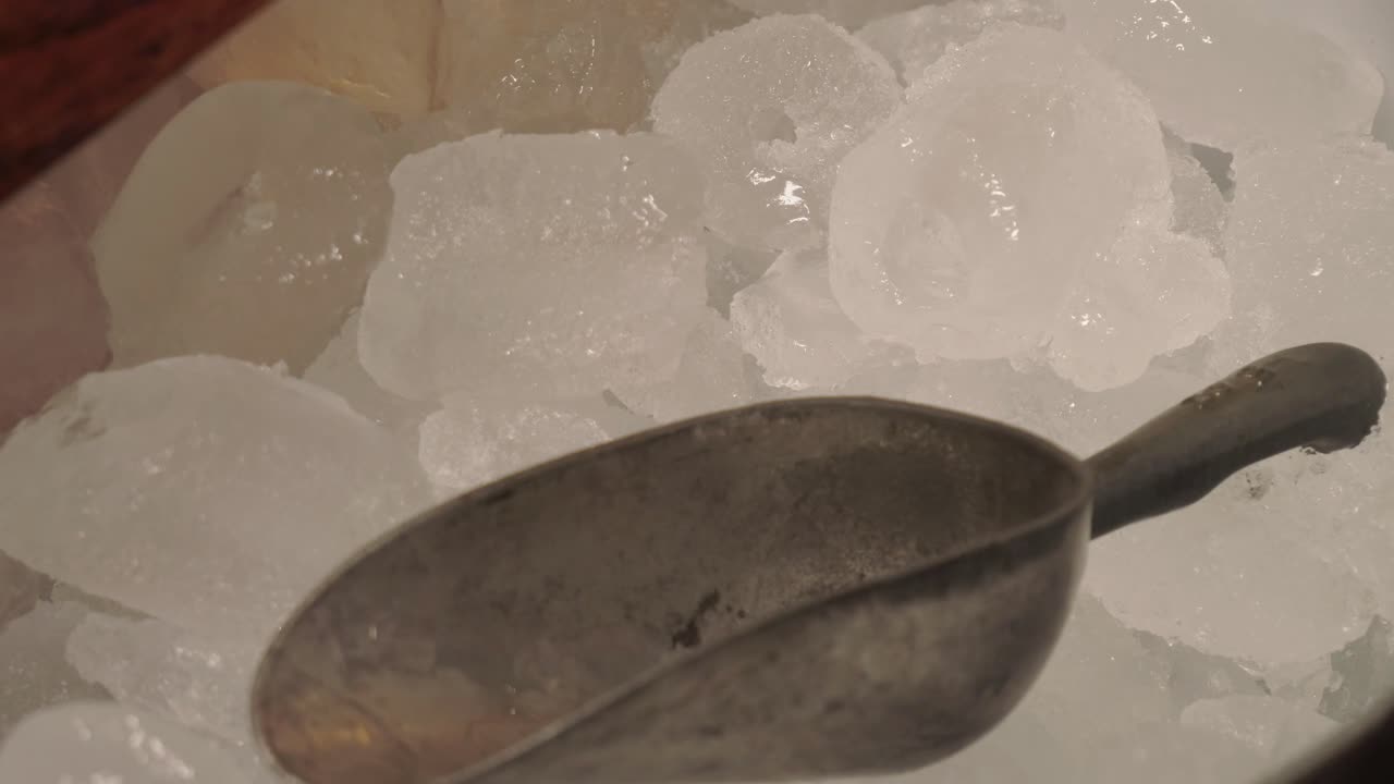 toma de detalle de hielo, hielo para cócteles