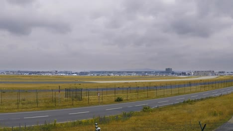 Zeitraffer-Am-Flughafen-Frankfurt-Am-Main