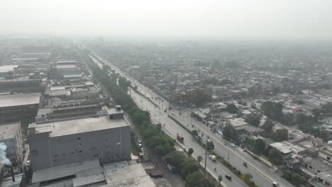 el horizonte empañado de kot lakhpat industrial, pakistán