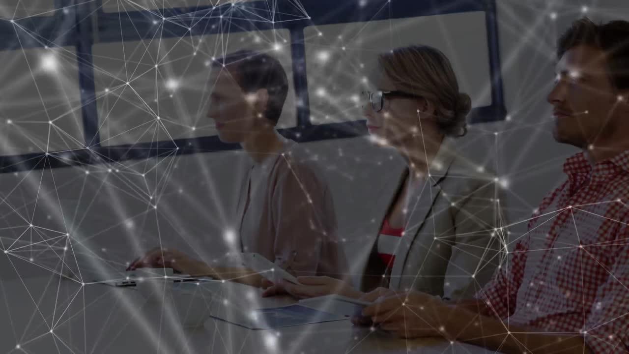 사무실에서 일하는 사람들을 향한 연결망