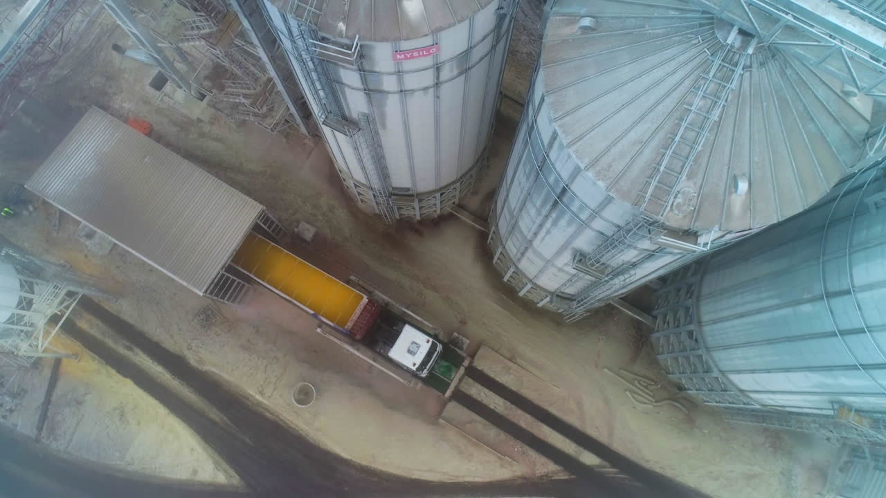 Grain Loading and Storage Facility