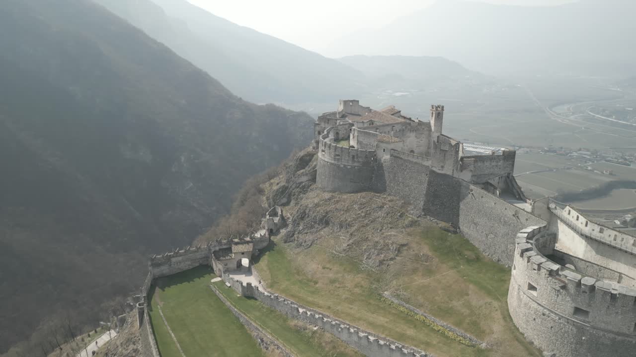 Cinematic drone footage of the stunning Castel Beseno in Trentino.