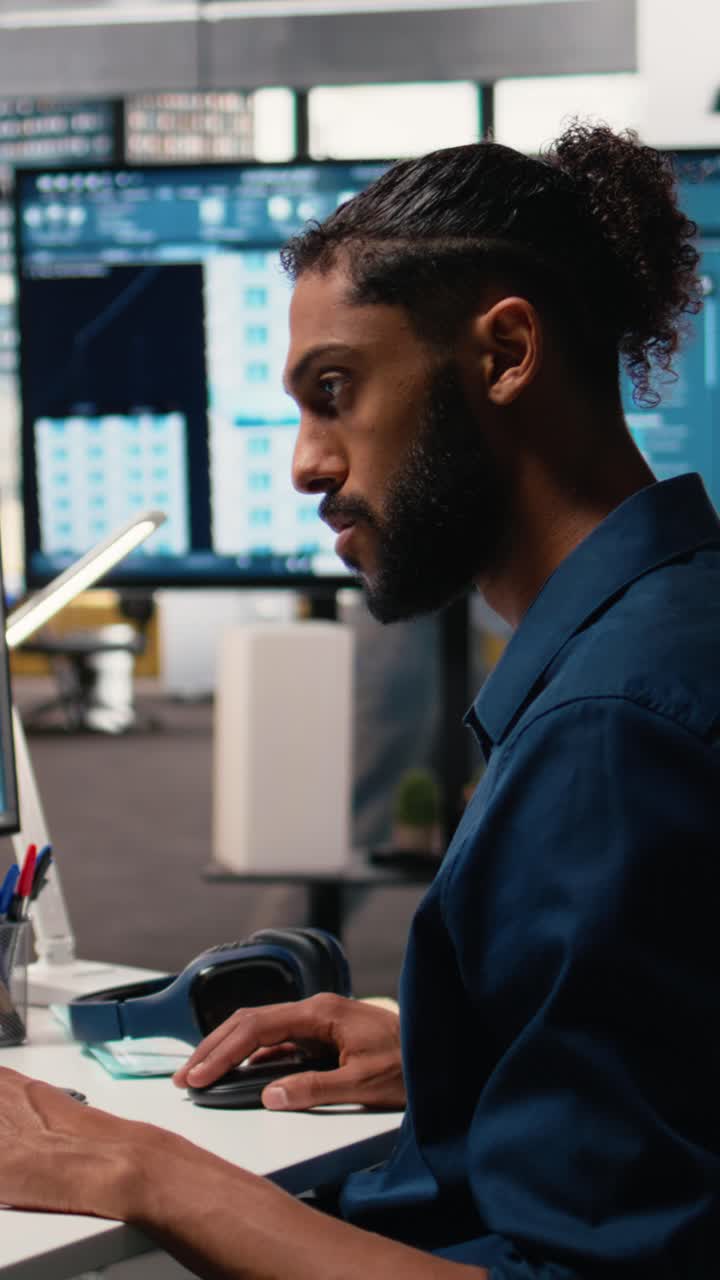 Vertical Video Real estate developer works with artificial intelligence and interior design