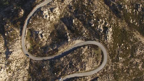 Serpentine-Mountain-Road