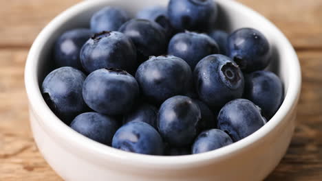 bowl of fresh blueberries