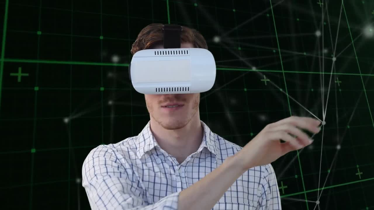 animación de un hombre de negocios con auriculares vr y una red de conexiones a través del procesamiento de datos