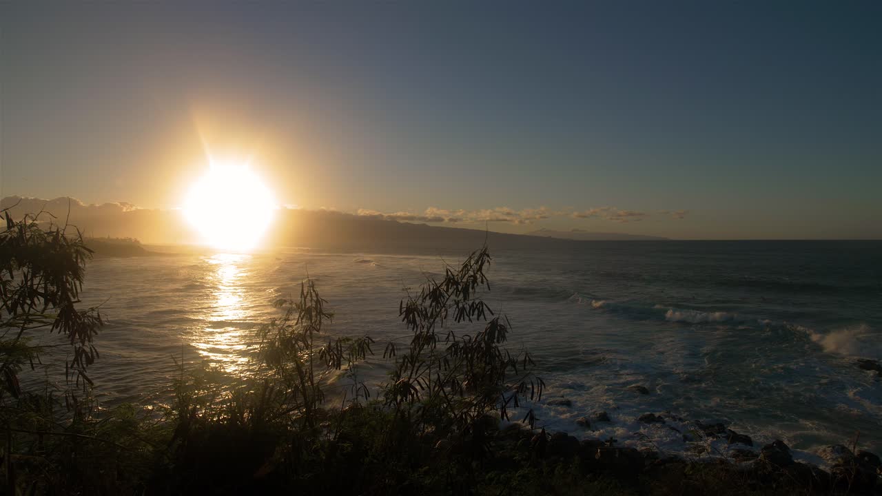 하와이 바다 절벽 일몰 서퍼 슬로우 모션 uhd