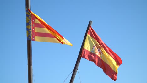 Valencia-Und-Spanische-Flaggen