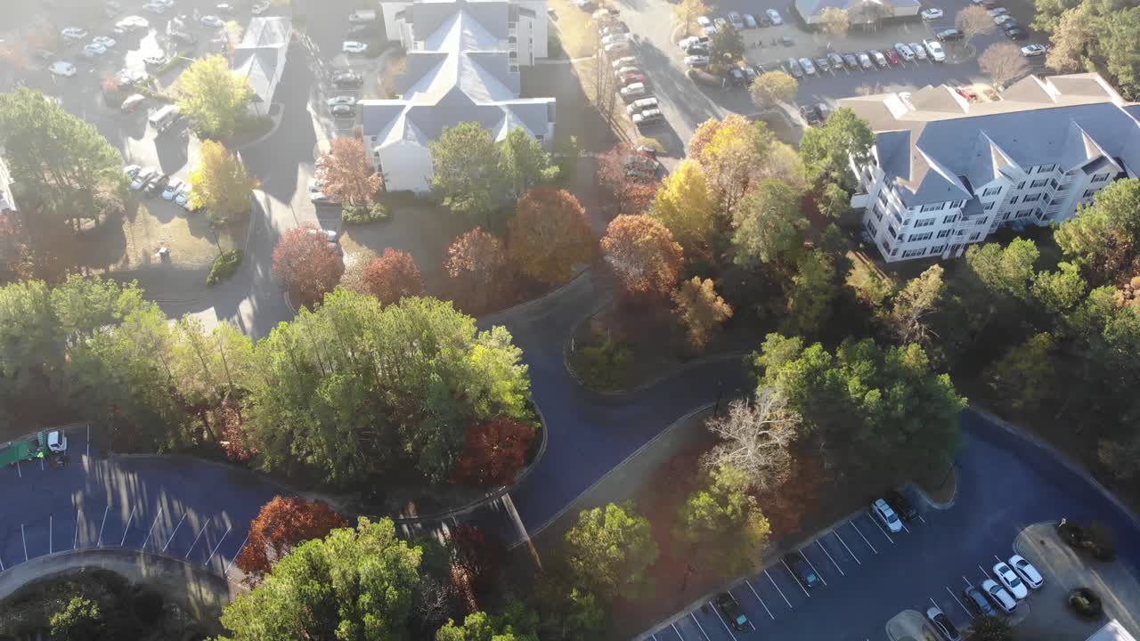 아파트 단지 아침