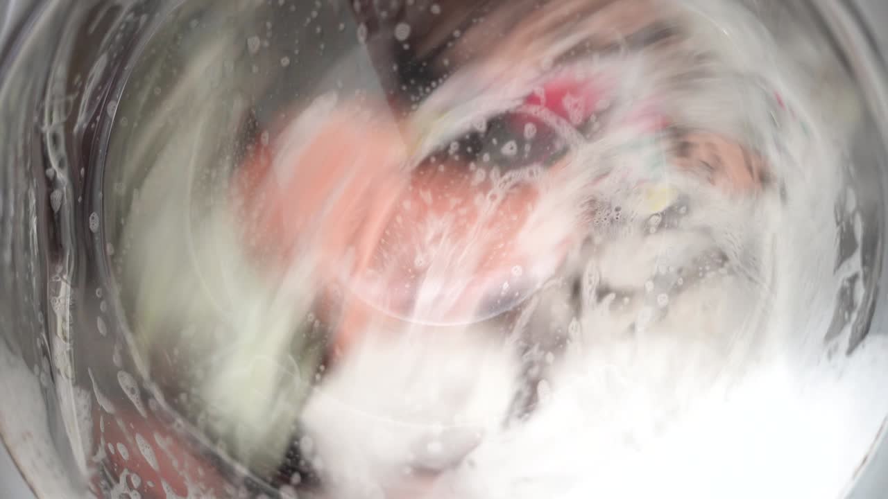 세탁기 회전 - 앞면 4k