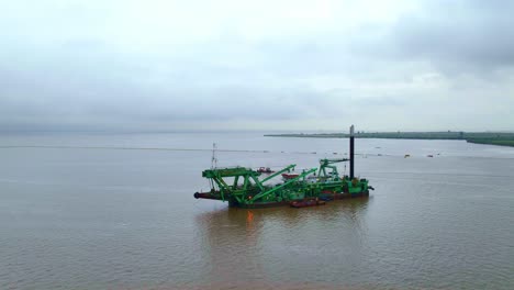 Aerial---forward-approach-shot-of-platform-on-the-ocean