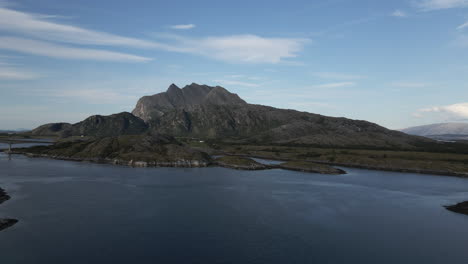 Magnificent-View-Of-Mount-Donnamannen-In-The-Island-Of-Donna-In-Helgeland,-Norway