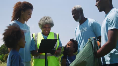 volunteers collecting rubbish and recycling