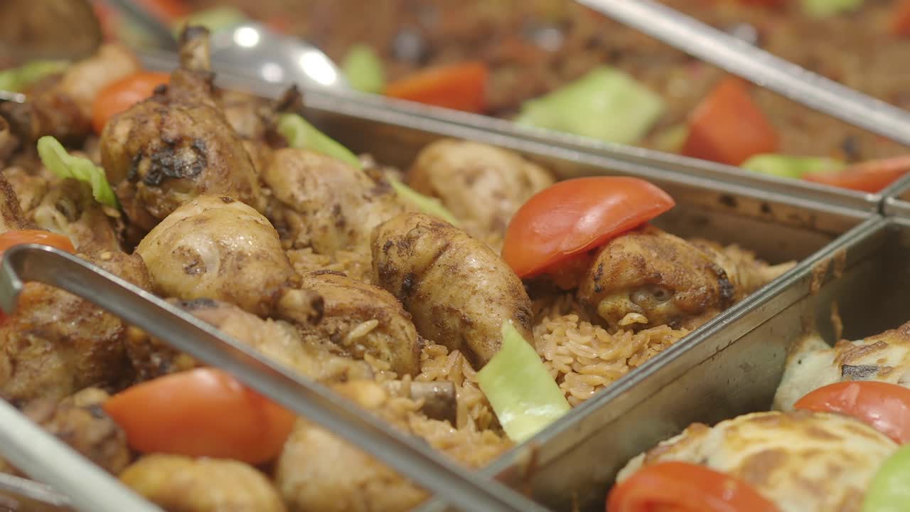 pollo con arroz y verduras