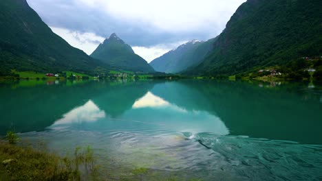 Wunderschöne-Natur-Norwegen.