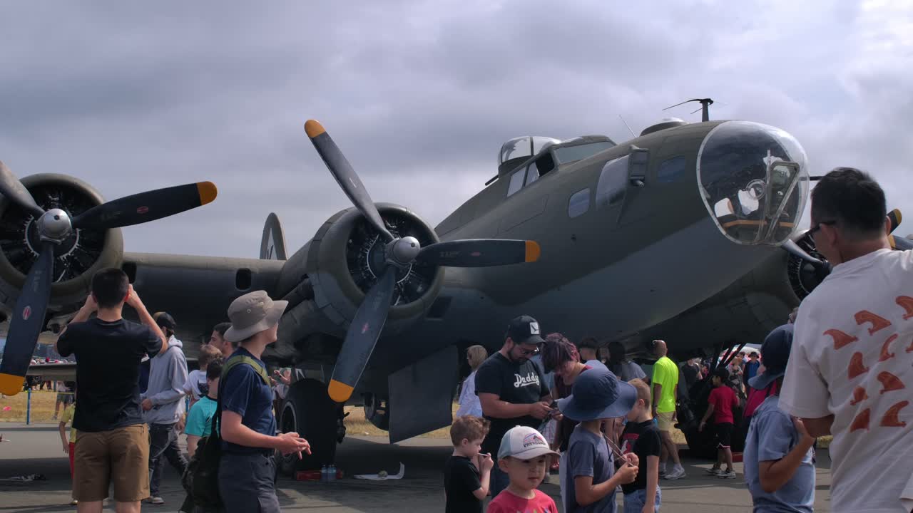 Airshow Spectators at Boeing B-17 Flying Fortress Static Display SLOMO