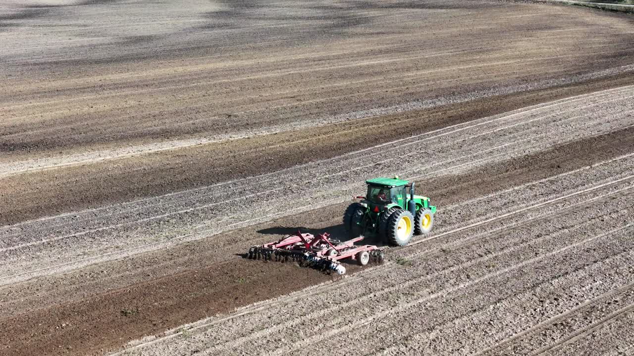 회전 리: 트랙터 공예 농업 정밀