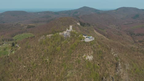 Drone---Aerial-shot-of-the-ruin-Drachenfels-with-castle-Drachenburg-and-the-river-rhine-Siebengebirge-near-Bonn---Königswinter-25p