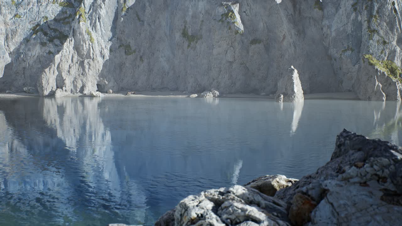 포르투갈 의 대서양 해안 에 있는 바위 들 사이 에 있는 모래 해변