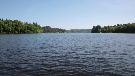 a point of view in the setton's lake, france